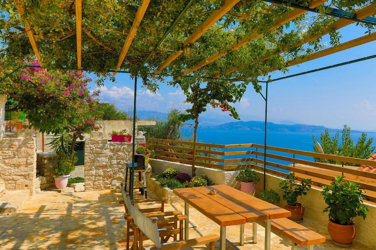 Joannas Sea-View Stone House Lejlighed Katávolos Eksteriør billede